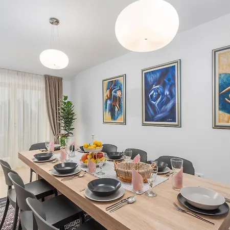 Clara Дом отдыха *