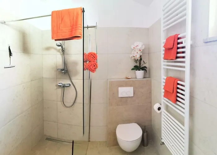 בית נופש Clara *